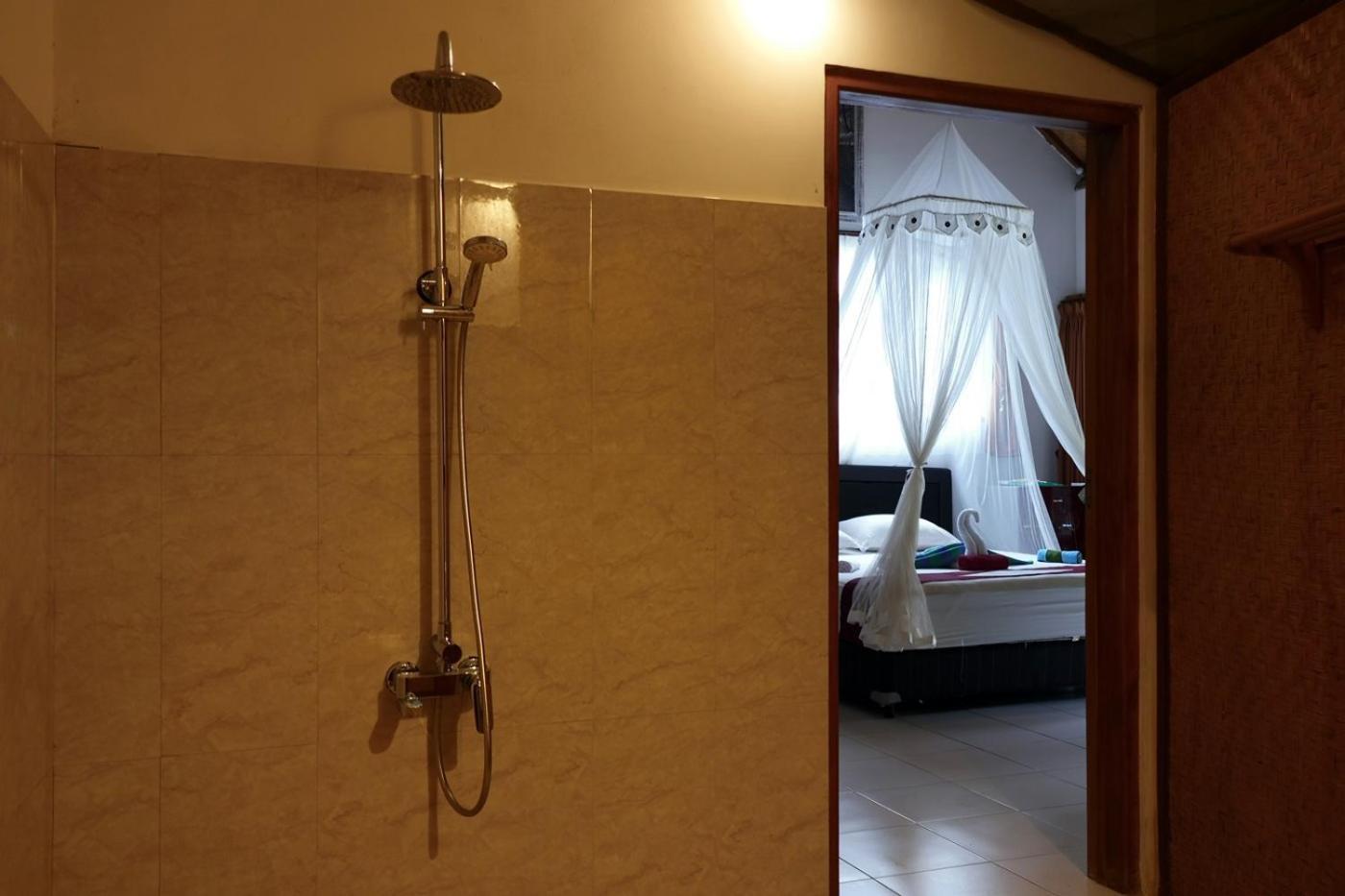 Hotel Alam Mimpi Bali Tejakula Exterior foto